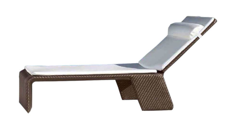 Chaise Lounge