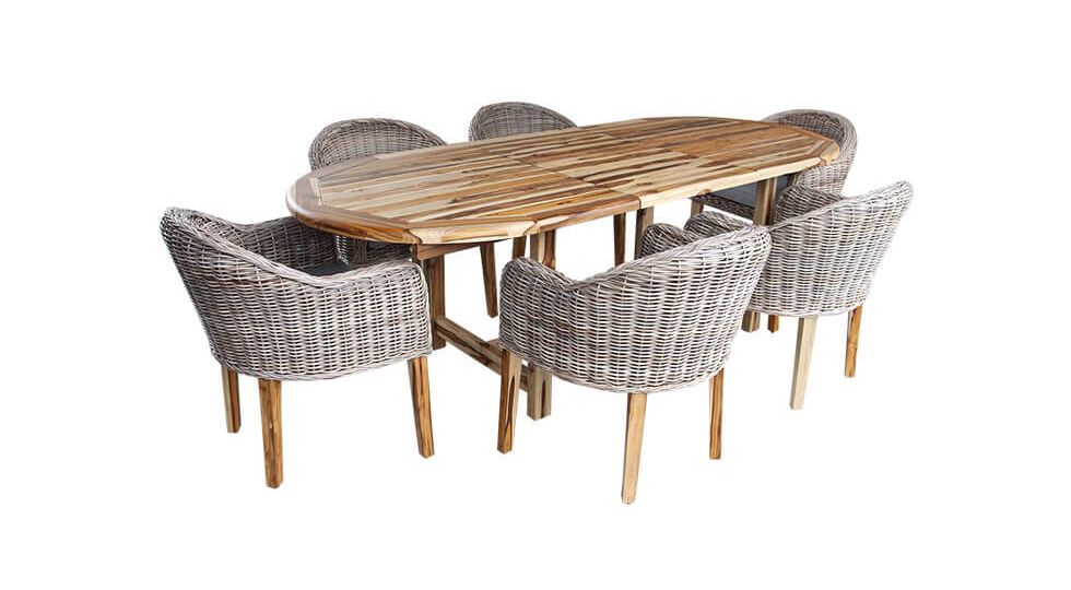 Laredo Set Table and Chairs