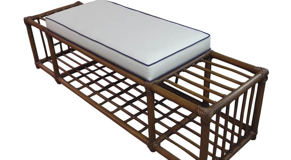 ARIA BENCH